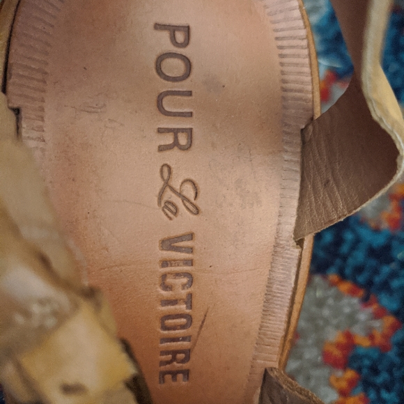 NEW Pour La Victoire sandals, size 8 - Picture 5 of 5